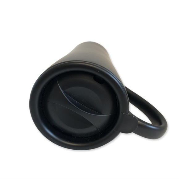 NEW Hallmark ‘NO MATTER HOW MANY PEOPLE CUT ME OFF…’ Sippy Travel MUG 🟦 - Picture 2 of 2